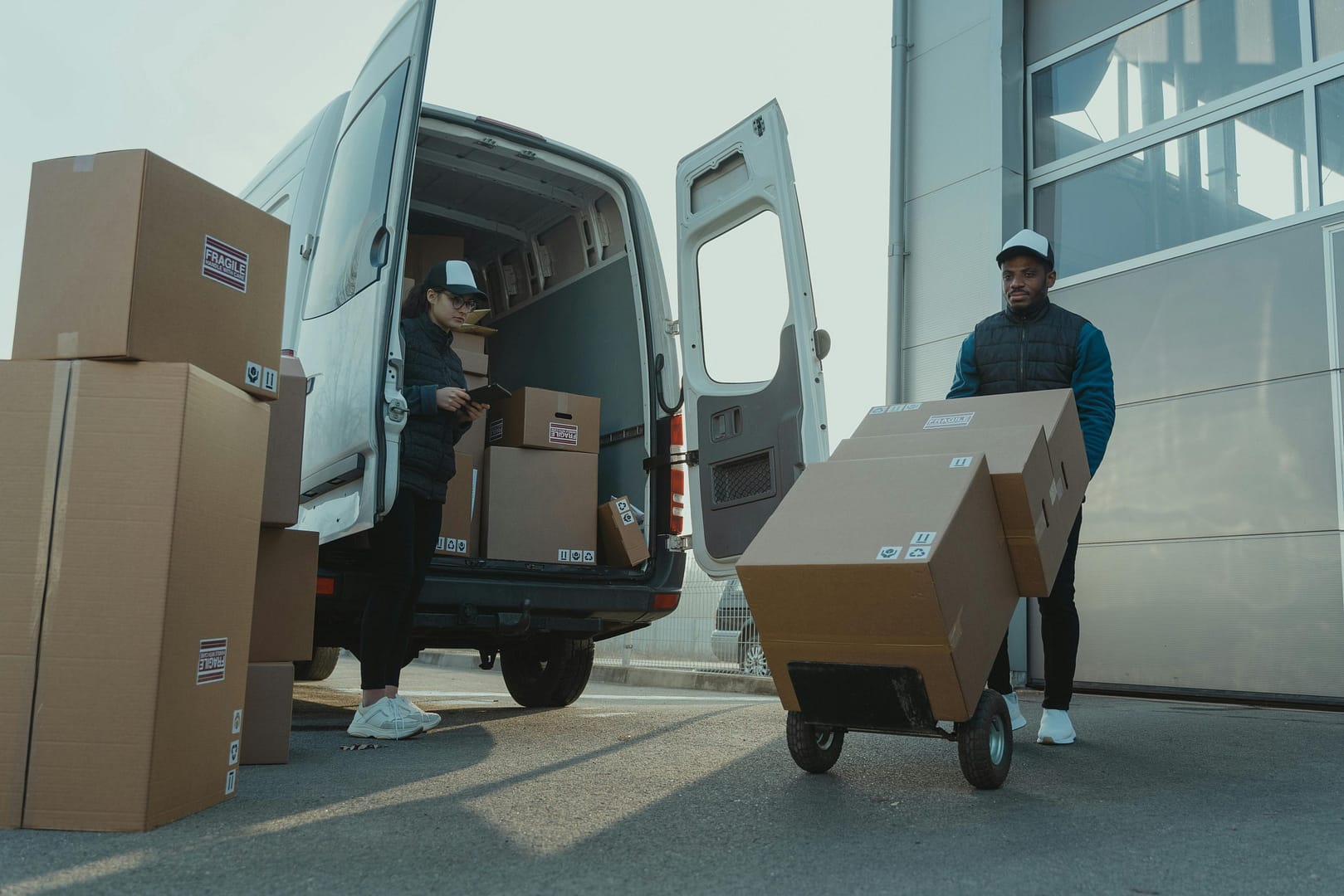 pexels-tima-miroshnichenko-6169668 https://mlxzxzxeqiaz.i.optimole.com/cb:NJqR.de8/w:1619/h:1080/q:mauto/ig:avif/https://redrexlogistics.co.za/wp-content/uploads/2025/06/pexels-tima-miroshnichenko-6169668-scaled.jpg